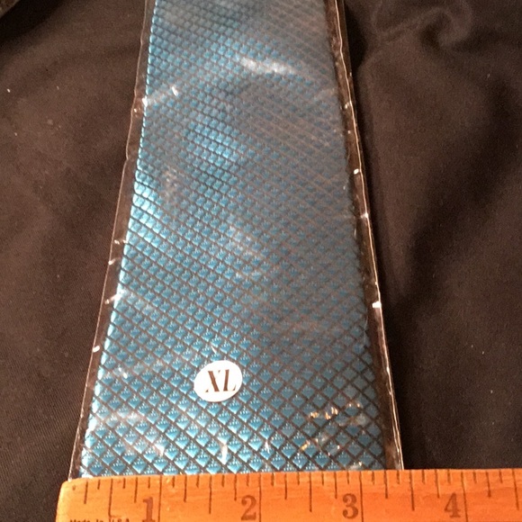 Tie with matching handkerchief cuff links SILK - Picture 4 of 4